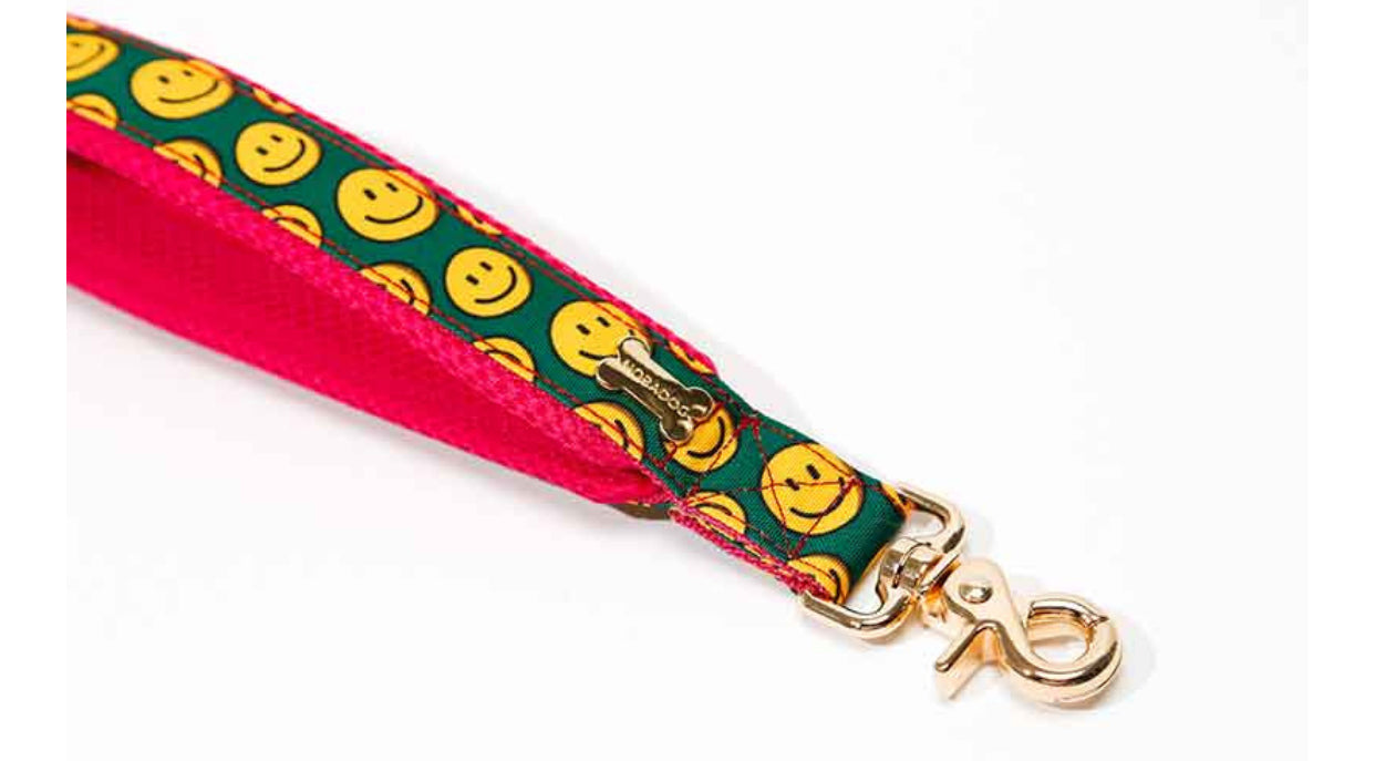 Charlie Smile Short Leash(チャーリースマイルショートリード）