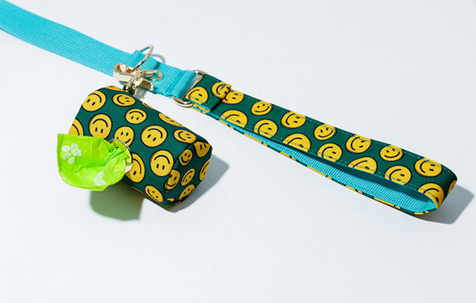 Charlie Smile Poop Bag Poach (チャーリースマイル マナーポーチ)